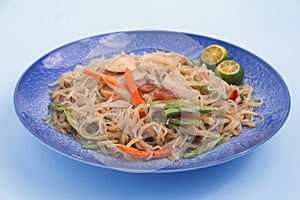 Freshly cooked Filipino food called Pancit Bihon