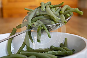 freshly drained cooked green beans