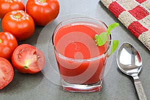 Freshly prepared tomato juice