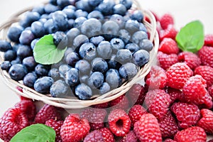 Freshly raspberry blueberry fruit antioxidant food