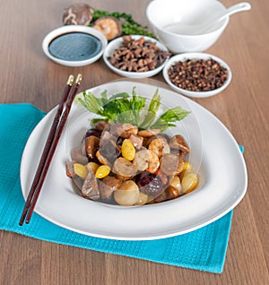 Fried assorted five kind of Chinese nuts