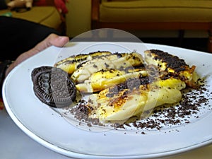 Fried Banana with Topping Oreo