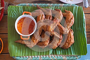 Fried chicken wings