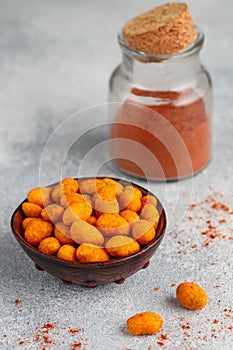 Fried crispy peanuts with salt and hot pepper