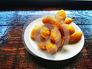 Fried dough that is popular for breakfast in Thailand. It is a dessert and food that has been passed down from China.