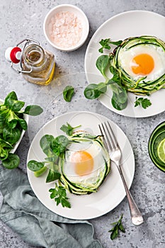 Fried egg in zucchini noodle nest