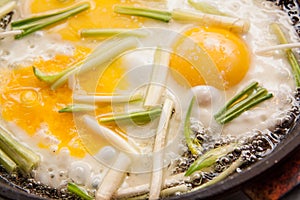 Fried eggs with ramson