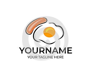 Fried eggs or scrambled eggs with sausage or frankfurter, logo design. Food and drink, breakfast, eatery and restaurant, vector de