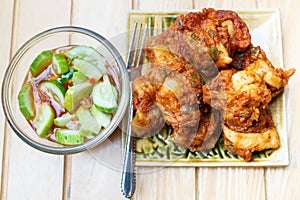 Fried fish cake with squid (Tod Mun).