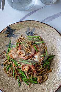 Fried Hokkien Noodles with Asparagus and Shrimp