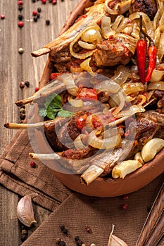 Fried lamb chops with fried onions