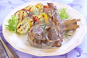 Fried lamb with vegetable garnish