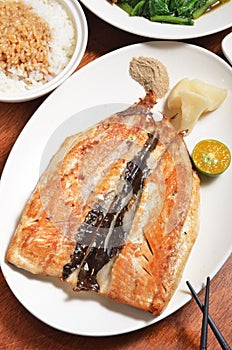 Fried milkfish belly
