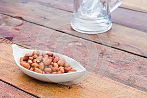 Fried peel peanuts with salt