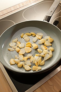 Fried potatoes