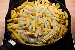 Fried potatoes