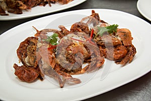 Fried Soft Shell Crab with Garlic