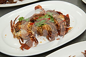 Fried Soft Shell Crab with Garlic