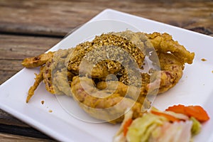 Fried Soft Shell Crab with Garlic