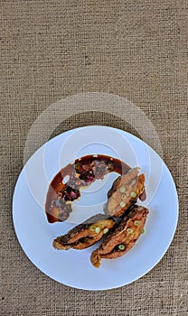 Fried tilapia with soy sauce