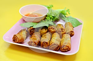 Fried Vietnamese spring rolls