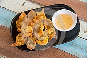 Fried wonton