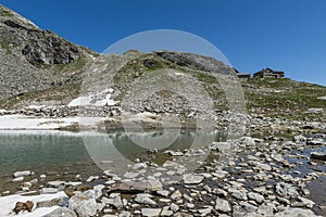 Friesenberghaus Hutte Austria photo