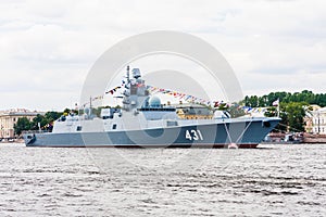 Frigate Admiral Kasatonov on the eve of the day of the Russian Navy in the waters of the Neva is anchored with flags. The