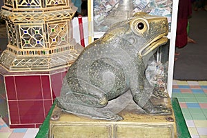 Frog at the Sone Oo Pone Nya Shin Pagoda, Myanmar