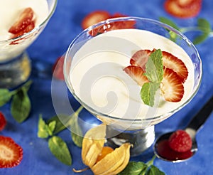 Fromage blanc with fresh strawberries and mint