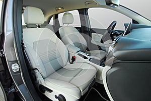 Front car seats