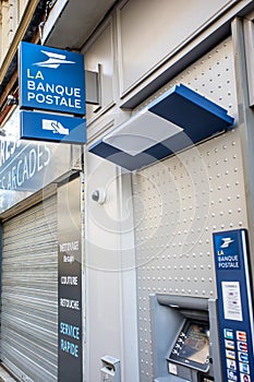 Front of the postal bank