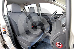 Front seats in car