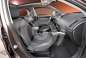 Front seats in passinger car