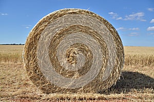 Front straw bale