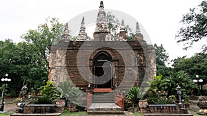 Front view of Chet Yod Temple,