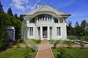 Front view of Maison blanche by Le Corbusier, La Chaux-de-Fonds