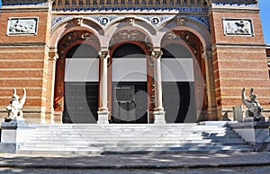 Front view of Palacio de Velazquez photo