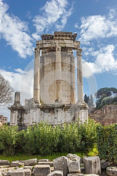 Front view of Vesta Temple