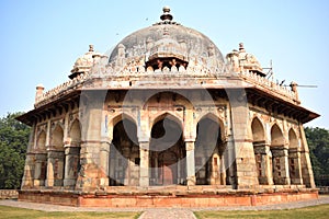 Frontal view of Isa Khan`s tomb in Delhi city photo