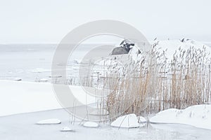 Frozen archipelago