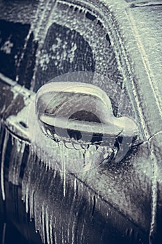 Frozen car mirror