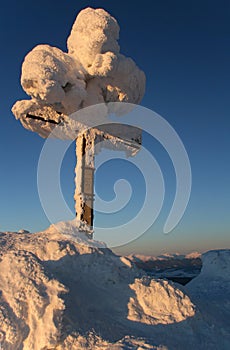 Frozen cross