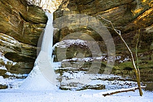 Frozen Ice Waterfall, Starved Rock State Park