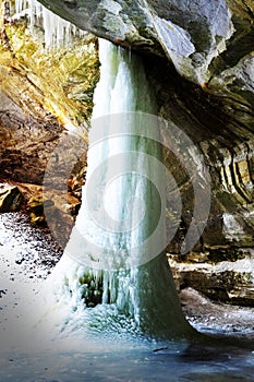Frozen Ice Waterfall, Starved Rock State Park