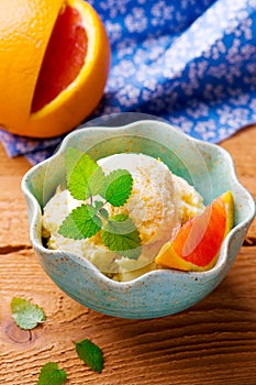 Frozen orange yogurt