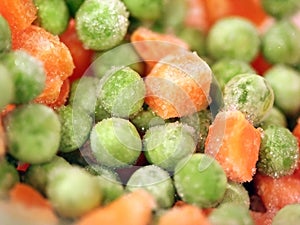 Frozen peas and carrots