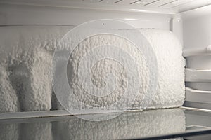 Frozen refrigerator that needs to be defrosted.