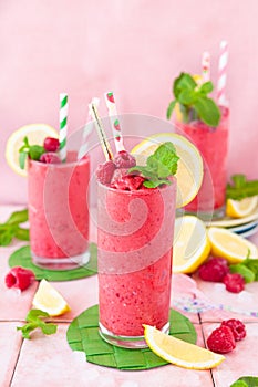 Frozen Smoothie, raspberry sherbet