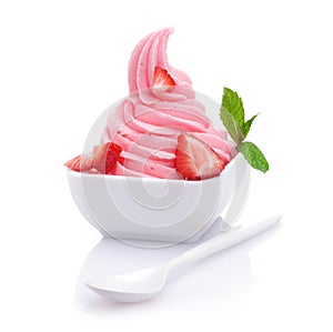 Frozen strawberry yogurt img